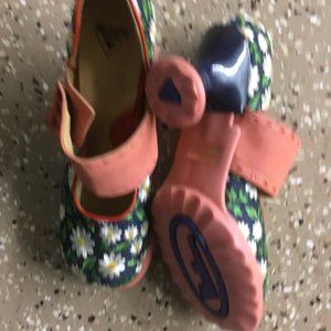 John Fluevog ZaZa style shoes size 12W 10M new